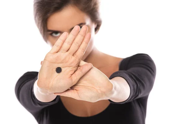Frau Mit Schwarzem Punkt Auf Der Handfläche Signalisiert Häusliche Gewalt — Stockfoto