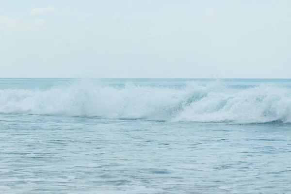 Belle Onde Del Mare Delle Andamane — Foto Stock