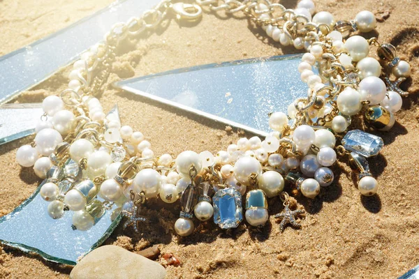 Beautiful Necklace Pearls Lying Mirror Shards — Stock Photo, Image