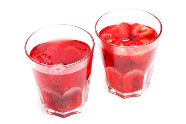 Verres Boisson Aux Fraises Framboises Sur Fond Blanc — Photo