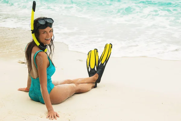 Maszk Függelékek Strandon Snorkeling Gyönyörű — Stock Fotó