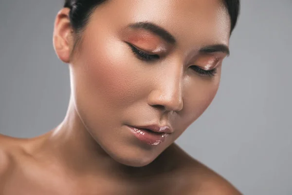Azjatyckie Kobiety Piękny Makijaż Cienie Powiek Wet — Zdjęcie stockowe