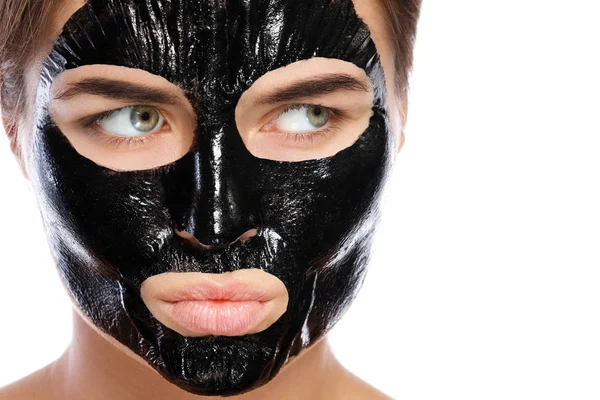 Vrouw Met Zuiverend Zwart Masker Haar Gezicht Geïsoleerd Witte Achtergrond — Stockfoto