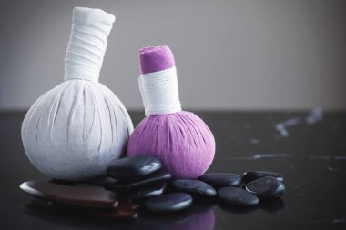 Asya masajları farklı türleri için araçlar