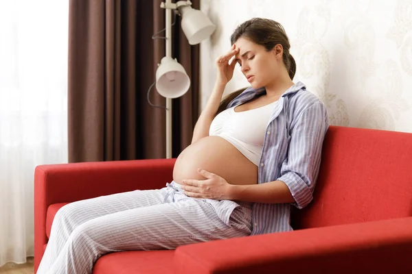 Young Pregnant Woman Lying Sofa Home Painful Headache — Stock Photo, Image