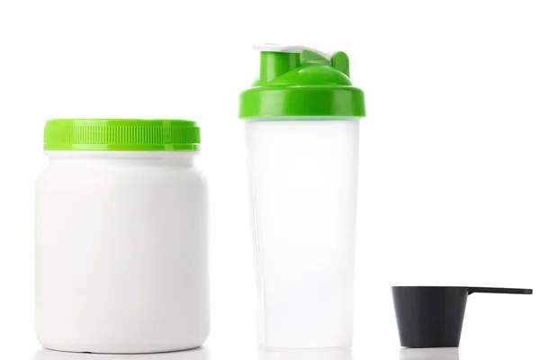 Fitness Ergänzungen Grüner Proteinshaker Schöpflöffel Und Glas — Stockfoto