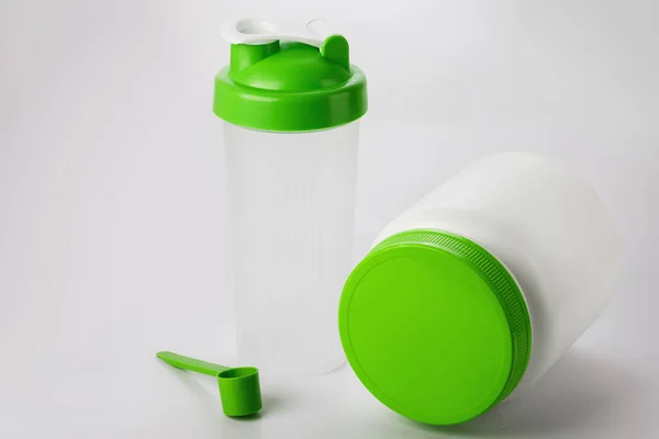 Fitness Kosttillskott Grön Protein Shaker Skopa Och Burk — Stockfoto