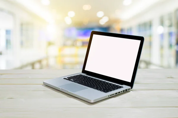 üstten görünüm bilgisayar nootebook ahşap arka plan üzerinde