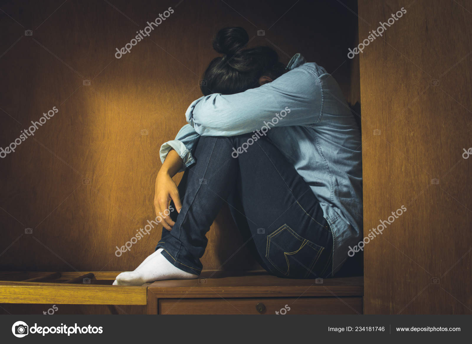 Lonely Women Man Alone Empty Room Stock Photo Image By C Vic Cassic Hotmail Com