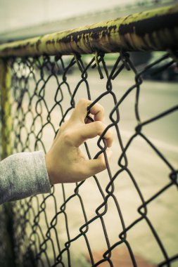 Yalnız kadınlar yalnız boş