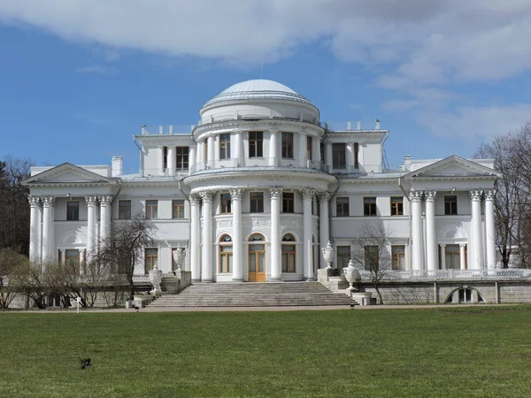 Palácio Parque Primavera Sain Petersburg — Fotografia de Stock