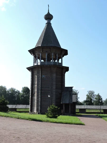 Vista Iglesia Madera Rusia —  Fotos de Stock