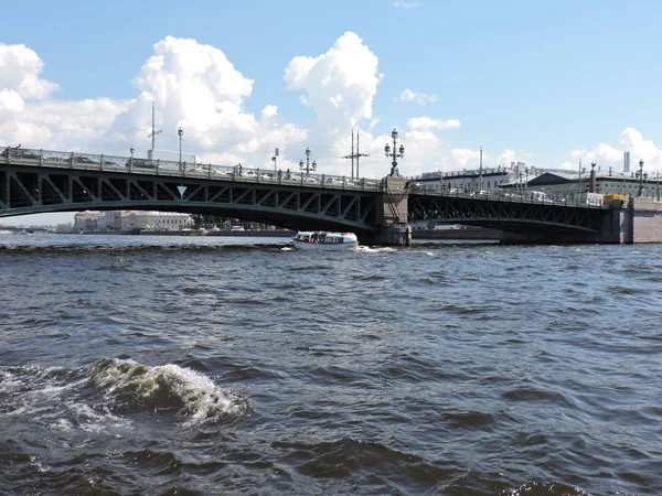 Veduta Del Ponte Del Fiume San Pietroburgo — Foto Stock