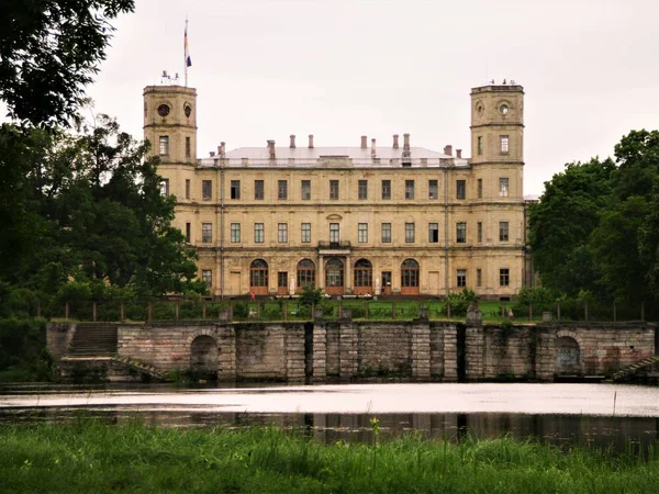 Pohled Starý Hrad Letní Park Gatčíně Petrohradě — Stock fotografie