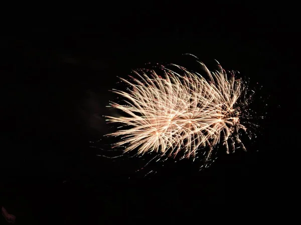 Blick Auf Feuerwerk Nachthimmel — Stockfoto
