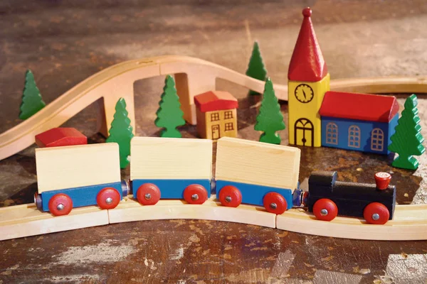 Ferroviário trem vagão madeira brinquedo vintage rústico — Fotografia de Stock