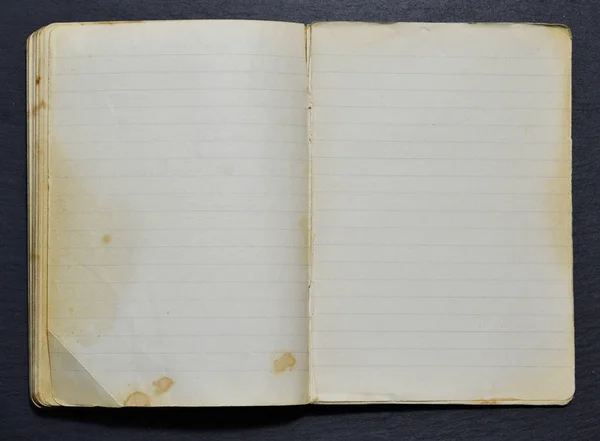 Блокнот щоденник щоденник чарівна книга старий журнал — стокове фото