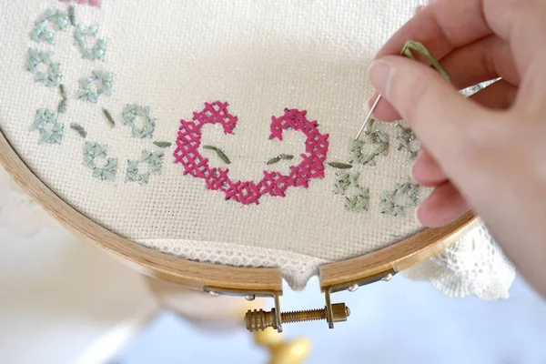 Embroidery yarn handwork sewing thread hoop needle — Stock Photo, Image