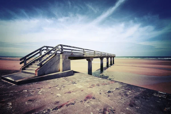 Molo morze panorama Normandia most lądowania statku dock — Zdjęcie stockowe