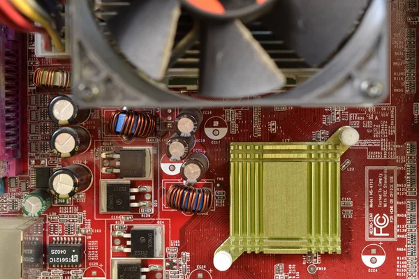 Számítógép pc belső pcb alaplap alaplap chip Hűtő ventilátor — Stock Fotó