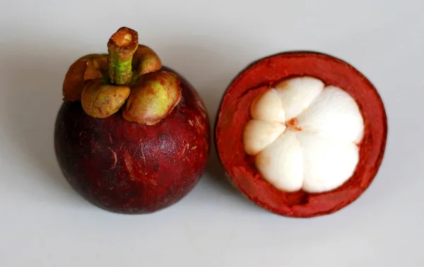 Mangostão Roxo Garcinia Mangostana Conhecido Simplesmente Como Mangostão — Fotografia de Stock