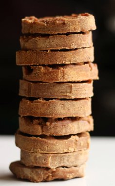 Geleneksel esmer şeker veya palm şeker Ciamis, West Java, Endonezya. 