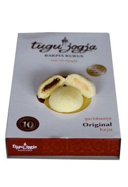 Depok, Endonezya - 12 Aralık 2018: Yogyakarta'dan buğulanmış bakpia veya bakpia kukus. Editoryal Açıklayıcı. 