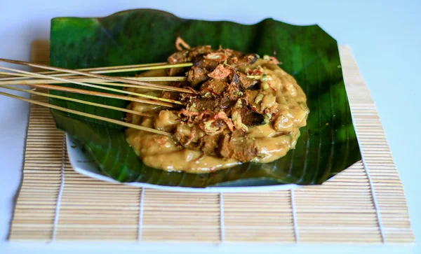 Sate Padang Padang Satay Банановом Листе Sate Padang Фирменный Говяжий — стоковое фото