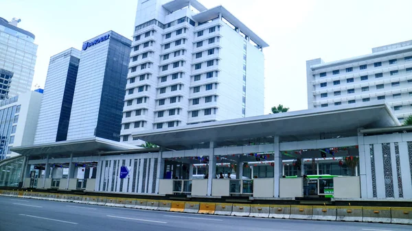 Jakarta Indonesien August 2019 Transjakarta Shelter Hotel Indonesien Verkehrskreisel Kreisel — Stockfoto