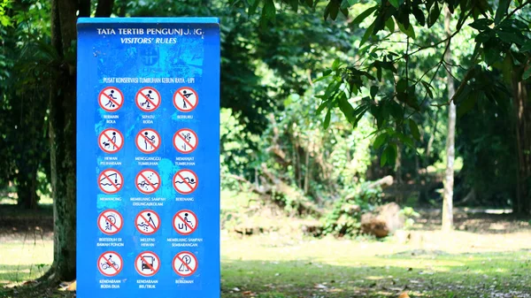 Bogor Indonesia October 2019 Direction Sign Bogor Botanical Gardens West — Stock Photo, Image