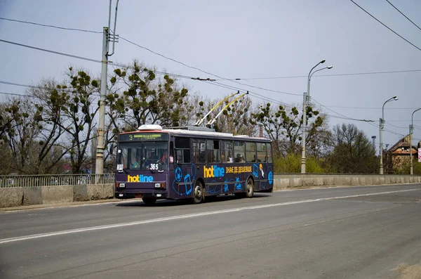 Chernivtsi Ukraine April 2018 Trolleybus Skoda 14Tr 365 Brno 3246 — Stockfoto