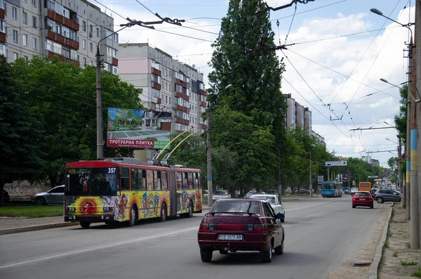 Chernivtsi Ukrajina Května2018 Trolejbus Škoda 15Tr 357 358 Bratislava 6606 — Stock fotografie