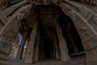 Vittala tapınak ya da Vitthala Tapınağı anıtlar grup Hampi, antik bir anıt, bir UNESCO Dünya Miras Listesi Orta Doğu-Karnataka, Hindistan bulunan.