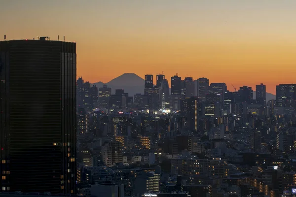 富士山夕日と東京の空夕暮れの東京 2018 ビュー — ストック写真