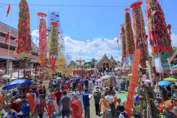Lamphun Thailand: 10. září 2019: Slakpat Lanna (Salakyom), Wat P. — Stock fotografie