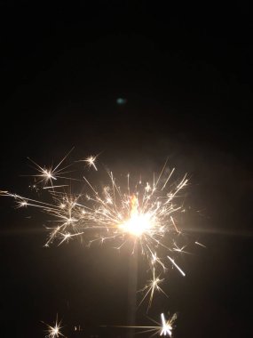 Kraker Diwali kutlamalar sırasında Hindistan ateş