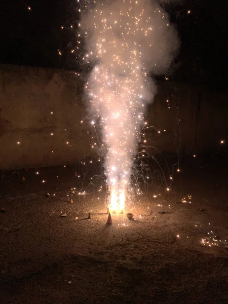 Κροτίδες Πυρκαγιάς Κατά Διάρκεια Εορτασμούς Diwali Ινδία — Φωτογραφία Αρχείου
