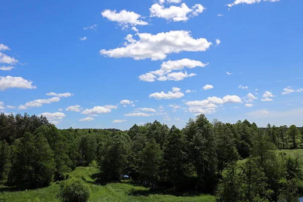 sonsuz alanları ve sarma nehirler