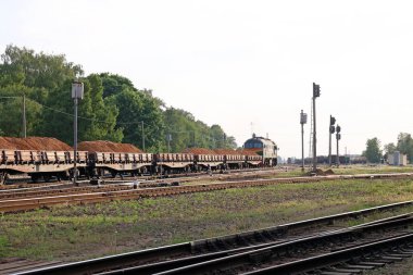 Navlun ile kum kompozisyon lokomotif