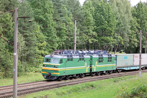Locomotiva Elétrica Com Trem Carga — Fotografia de Stock