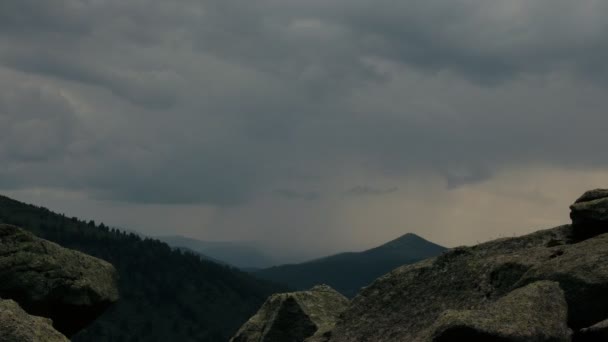 Timelapse of rain in the mountain valley. — Stock Video