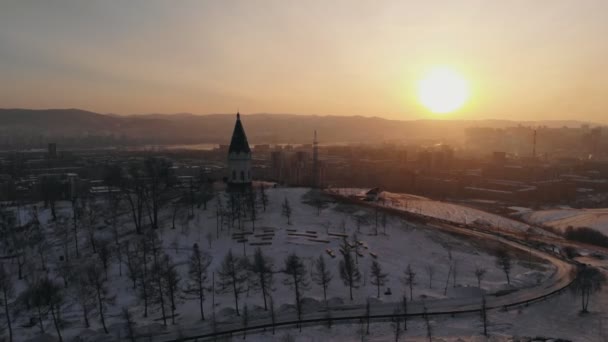Krasnoyarsk, Rusia - 20 Jan, 2019: La Capilla Paraskeva Pyatnitsa es una Capilla Ortodoxa Rusa en Krasnoyarsk, Rusia . — Vídeo de stock
