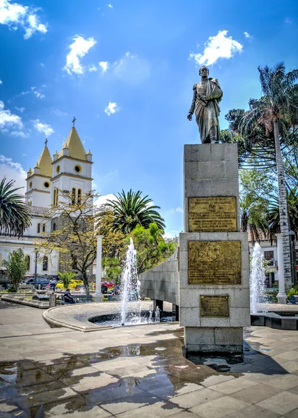 Guaranda Provincia Bolívar Ecuador Noviembre 2013 Estatua Conmemoración Del Nacimiento —  Fotos de Stock