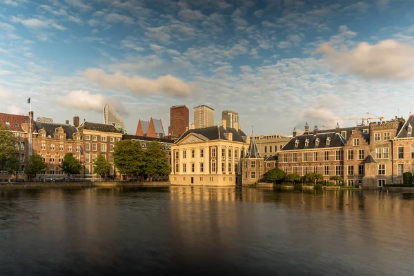 Overheidsgebouwen Van Den Haag Avondzon Nederland Hofvijver — Stockfoto