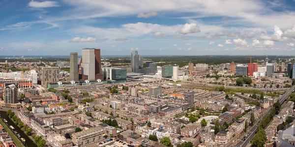 Hoge Hoekmening Van Den Haag Centrum Met Wolkenkrabbers Nederland — Stockfoto