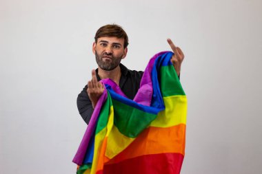 Eşcinsel gurur hareketi Lgbt Rain ile yakışıklı genç adam Portresi