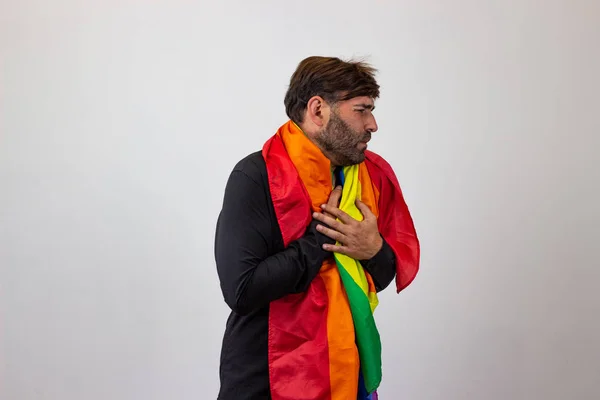 Eşcinsel gurur hareketi Lgbt Rain ile yakışıklı genç adam Portresi