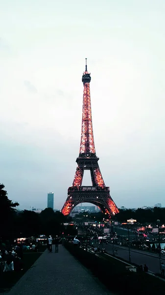 Vista Torre Eiffel Iluminada Por Noche — Foto de Stock