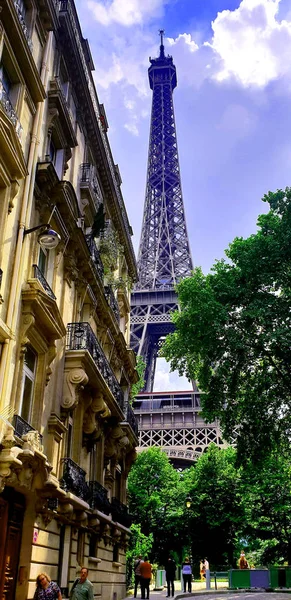 Vista Torre Eiffel Desde Abajo Desde Calle París — Foto de Stock
