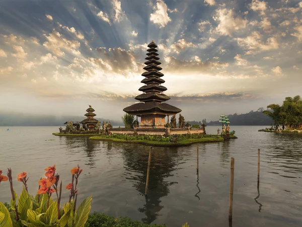 Pura Ulan Danu Bratan Temple Templo Hindu Bali Island Indonésia — Fotografia de Stock